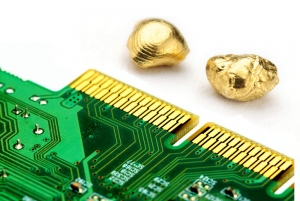 gold-microchip-sstock